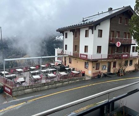 Hotel Restaurant Emshorn Oberems Buitenkant foto