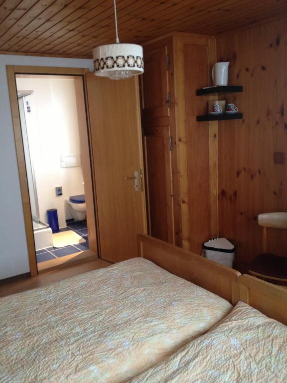 Hotel Restaurant Emshorn Oberems Kamer foto