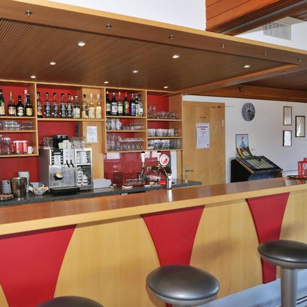 Hotel Restaurant Emshorn Oberems Buitenkant foto