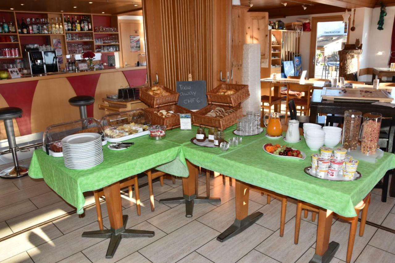 Hotel Restaurant Emshorn Oberems Buitenkant foto